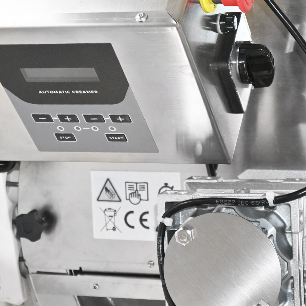 Zařízení k pastování s ohřevem Mellarius MaxiLine 230 V obj. 100 kg - automat, pastování medu, zpracování medu, včelařské vybavení